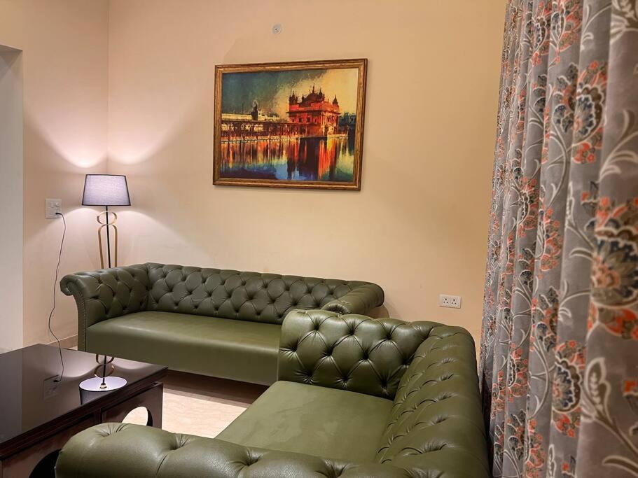 5Bhk Home Away From Home At Ranjit Avenue Amritsar Exterior foto
