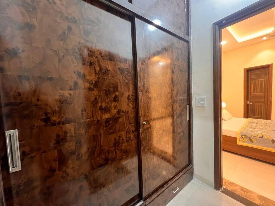 5Bhk Home Away From Home At Ranjit Avenue Amritsar Exterior foto