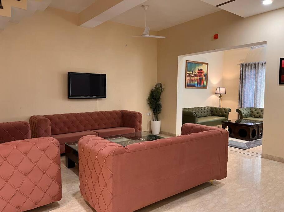 5Bhk Home Away From Home At Ranjit Avenue Amritsar Exterior foto
